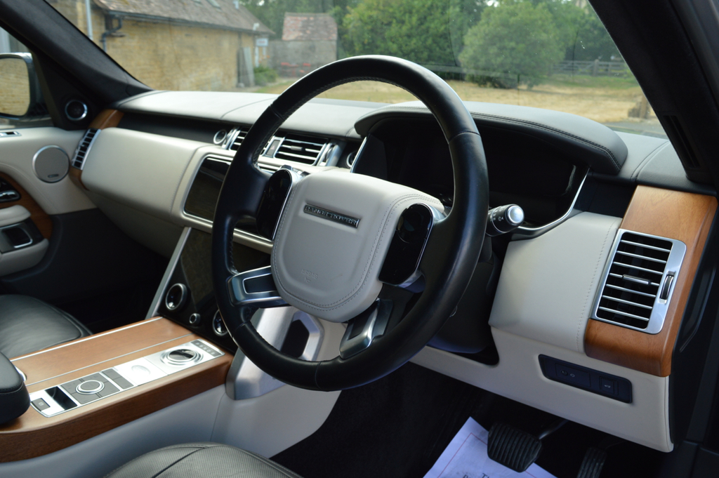 Land Rover Range Rover 2.0 P400e Westminster Blue #19