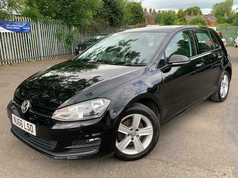 Volkswagen Golf 1.4 Tsi Bluemotion Tech NU66LSO Black #2