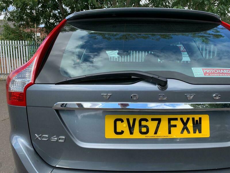Volvo XC60 Volvo R-design D4 Awd Blue #29