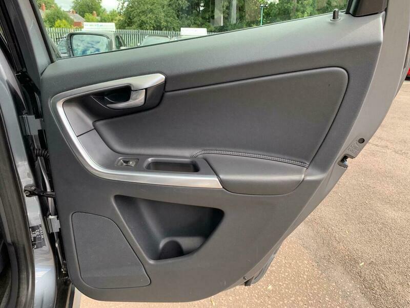 Volvo XC60 Volvo R-design D4 Awd Blue #60