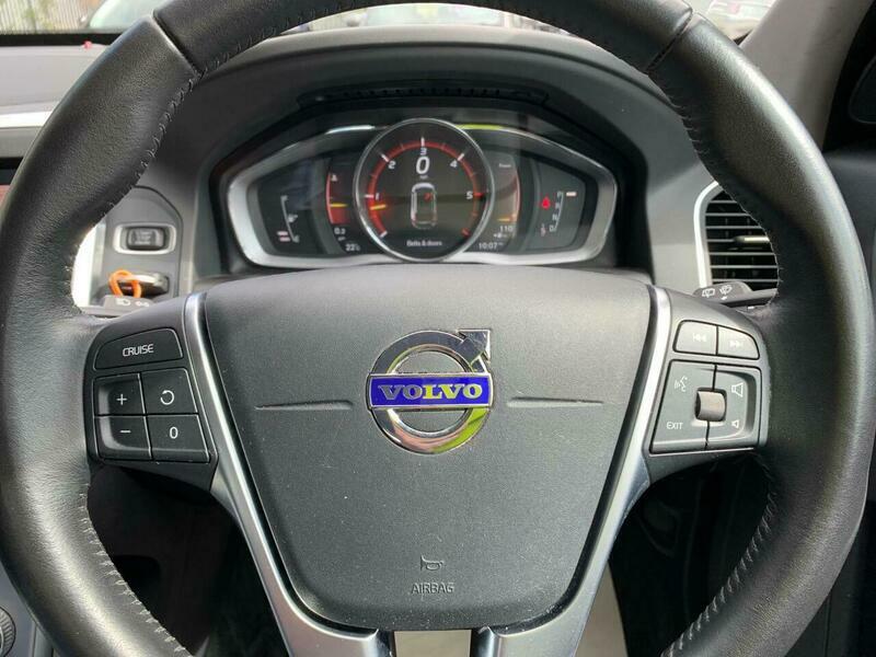 Volvo XC60 Volvo R-design D4 Awd Blue #38