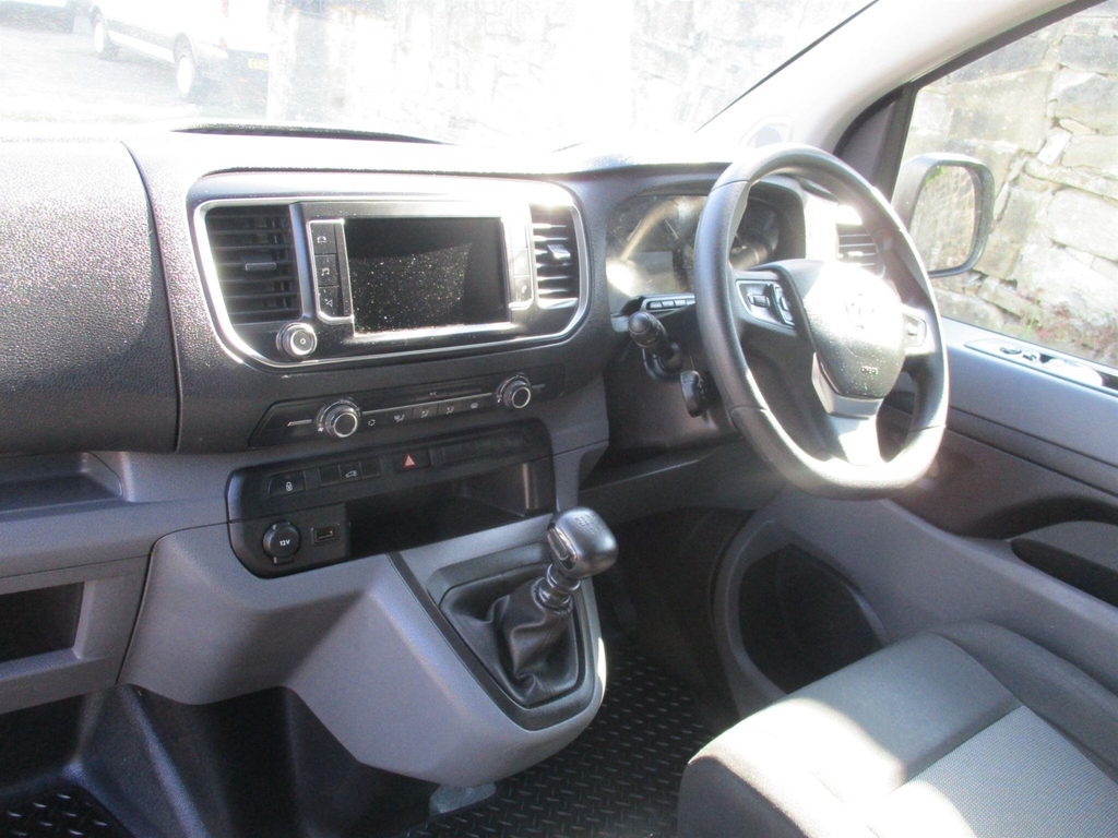 Vauxhall Vivaro 1.5 Turbo D 2900 Dynamic L2 H1 Euro 6 Ss 6Dr VK22NWL #5