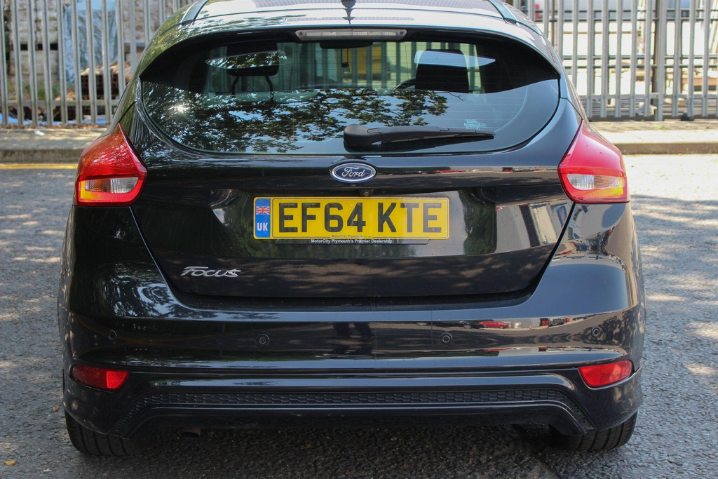 Ford Focus 1.5 Tdci Zetec S Euro 6 Ss EF64KTE Black #6
