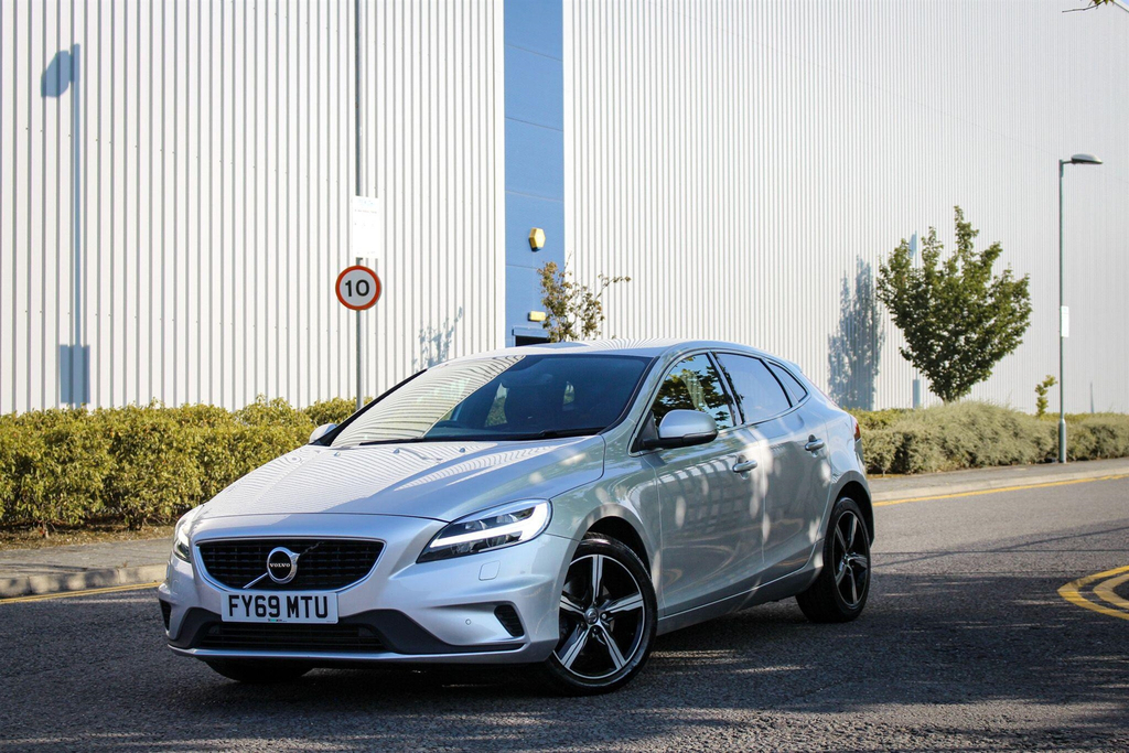 Volvo V40 2.0 T2 R-design Edition Euro 6 Ss FY69MTU #2