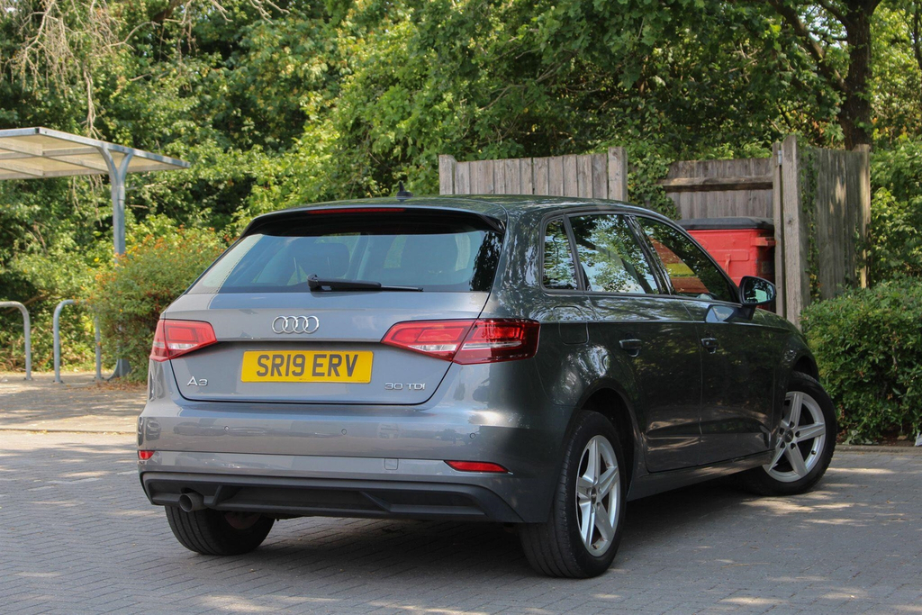 Audi A3 1.6 Tdi 30 Se Technik Sportback S Tronic Euro 6 S SR19ERV #5