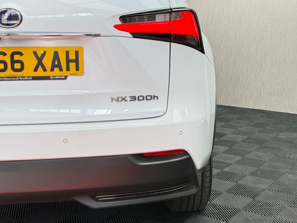 Lexus NX 300H 2.5 F-sport Cvt Premium Nav With Pan Roof Red #32