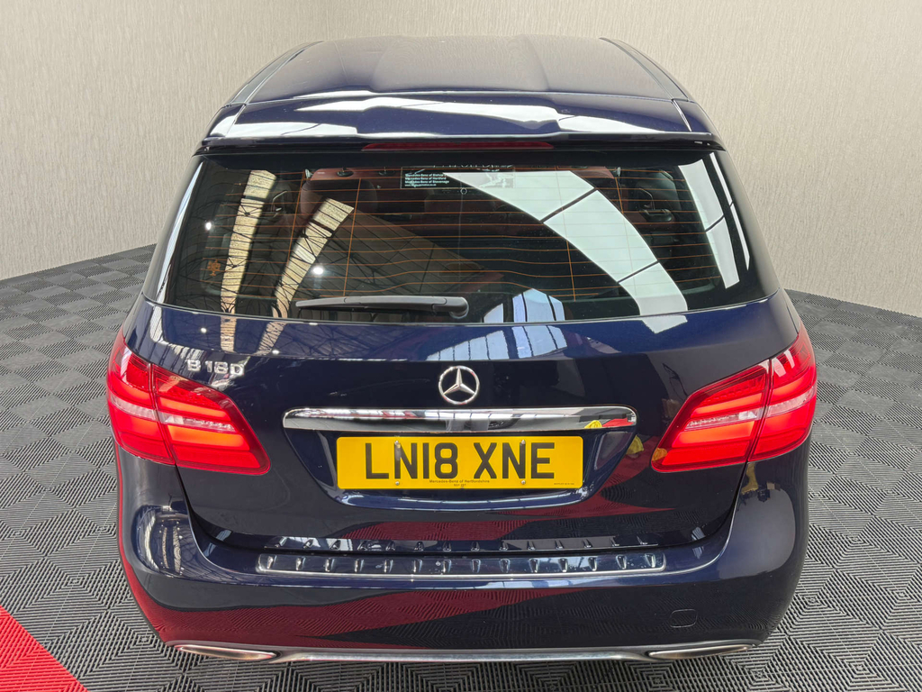 Mercedes-Benz B Class Hatchback Silver #27