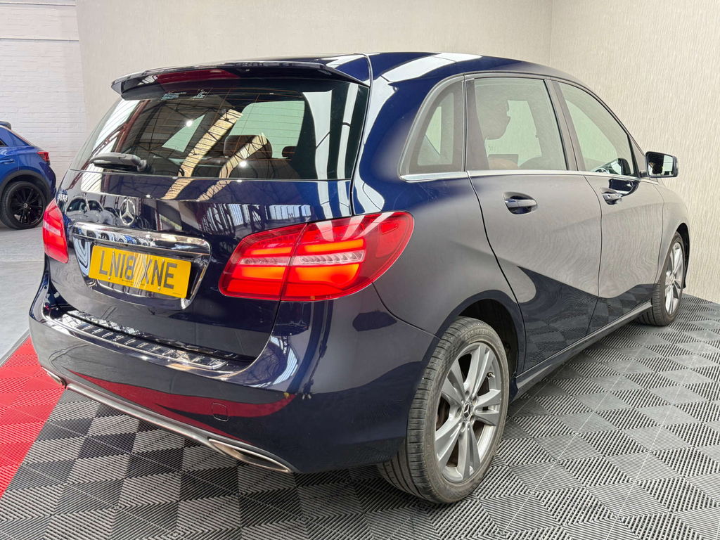 Mercedes-Benz B Class Hatchback Silver #21