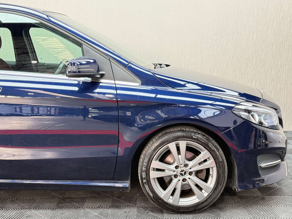 Mercedes-Benz B Class Hatchback Silver #16