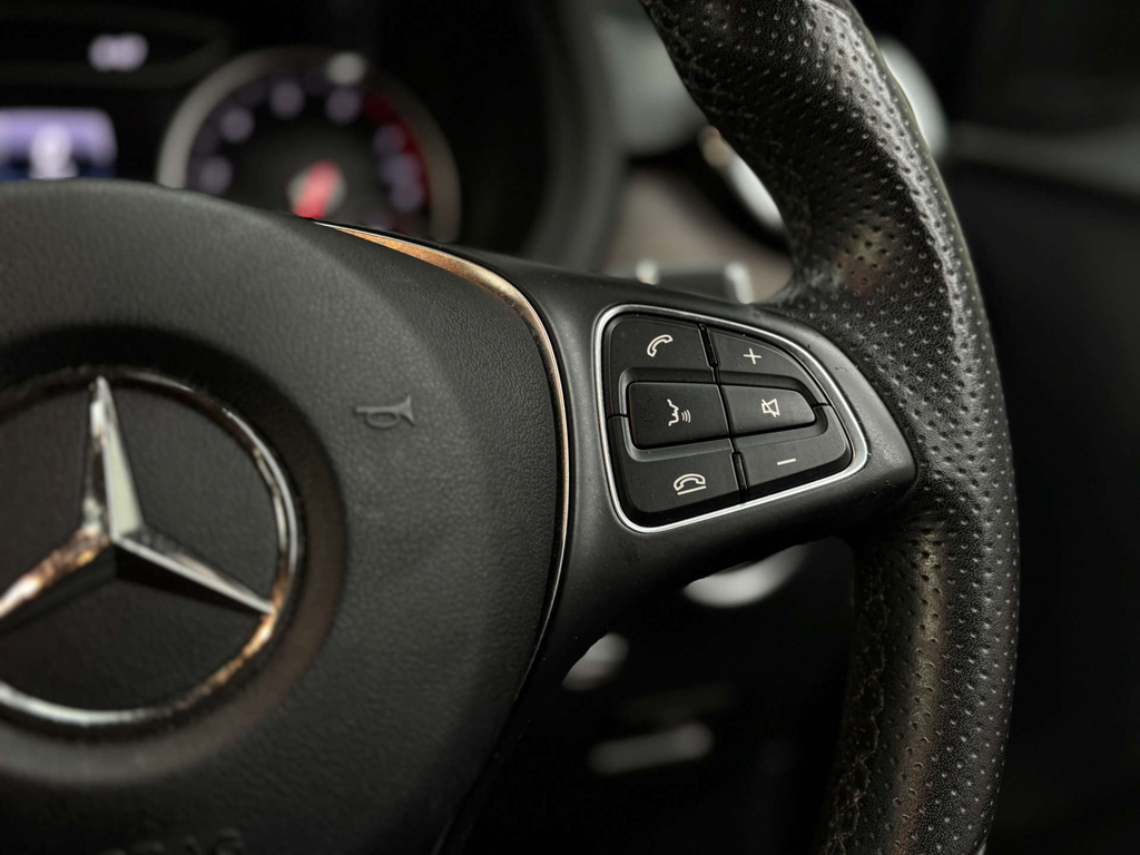 Mercedes-Benz B Class Hatchback Silver #46