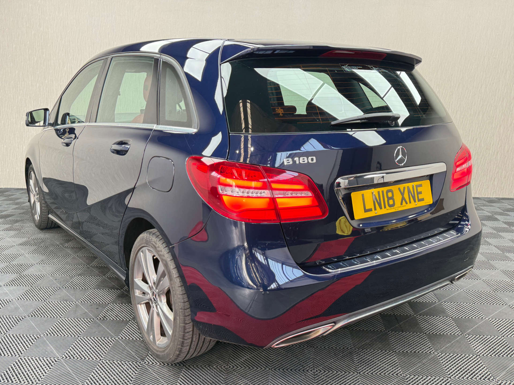 Mercedes-Benz B Class Hatchback Silver #23