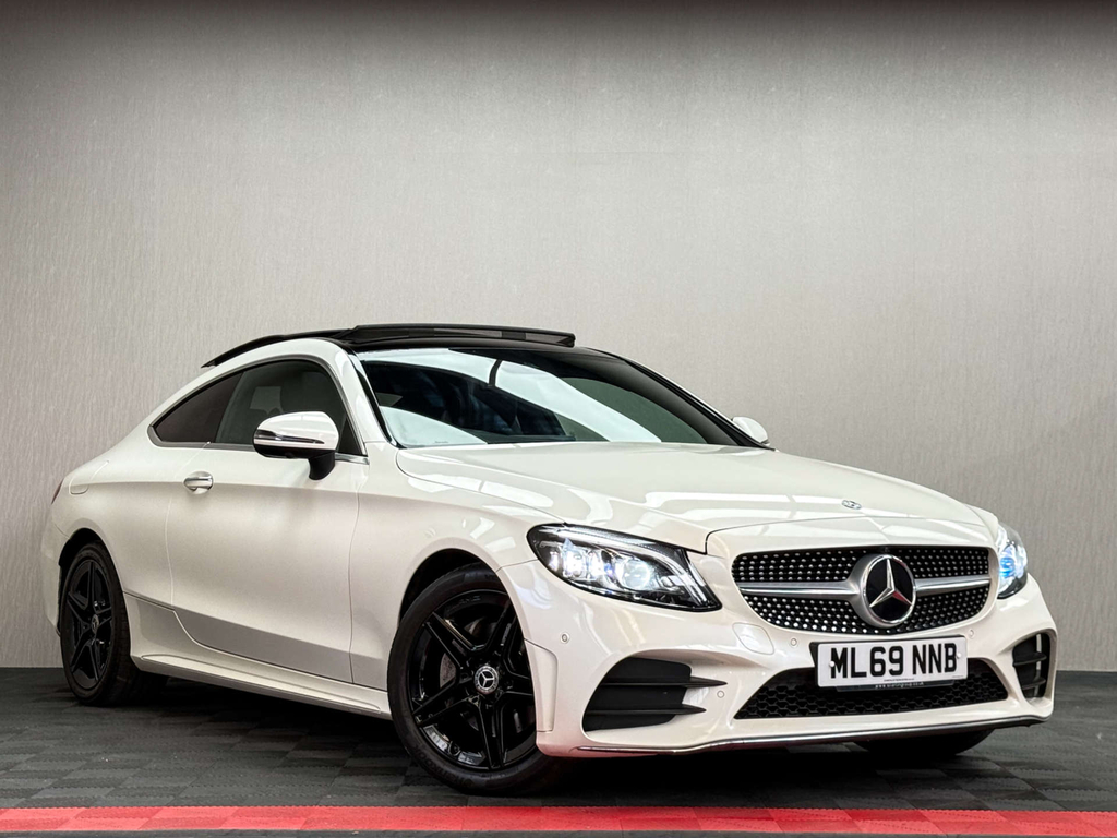 Mercedes-Benz C Class Amg Line Premium Plus Coupe G-tronic Eur White