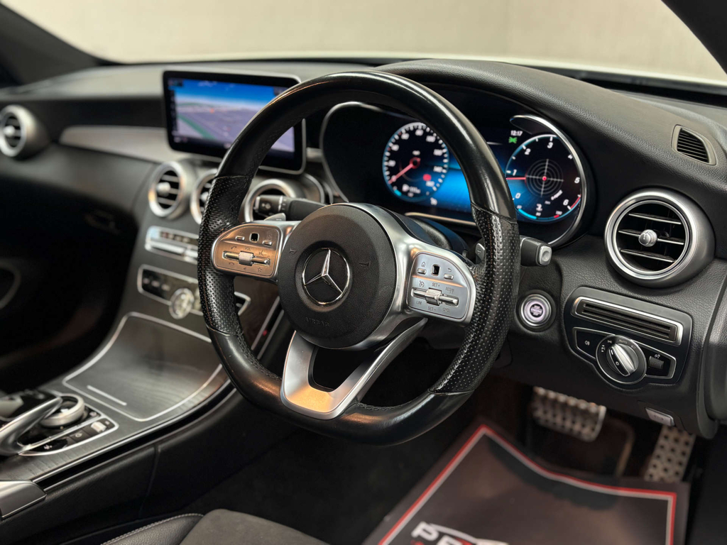 Mercedes-Benz C Class Amg Line Premium Plus Coupe G-tronic Eur White #3