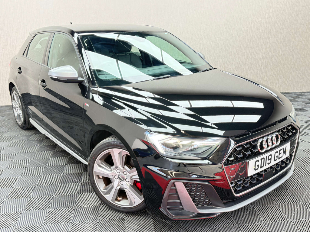 Audi A1 Tfsi 40 S Line Competition Sportback S Tron #4