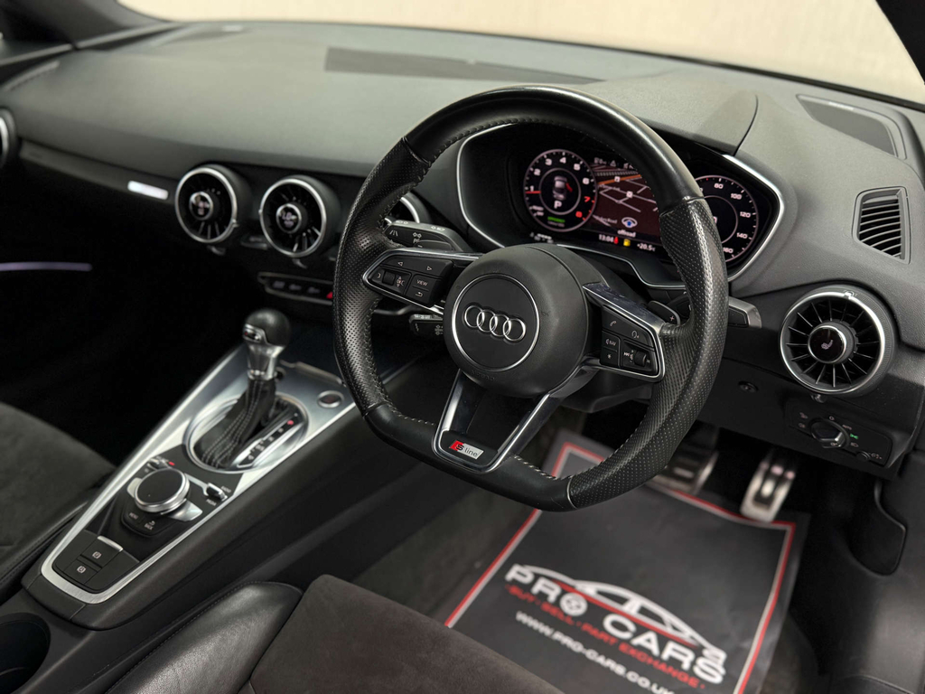 Audi TT Tfsi Black Edition Coupe S Tronic Quattro E #3