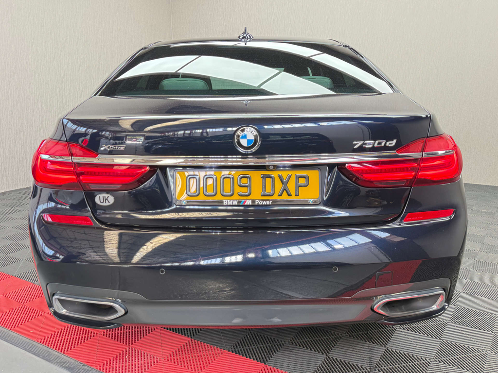 BMW 7 Series M Sport Black #22