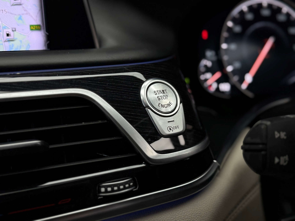 BMW 7 Series M Sport Black #59