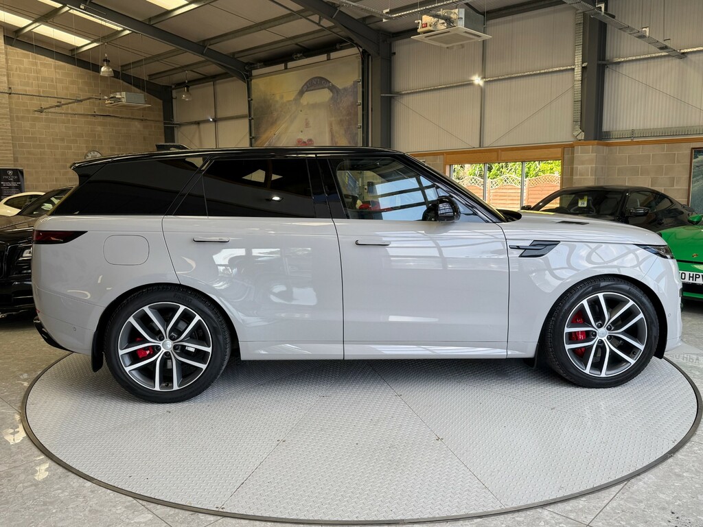Land Rover Range Rover Sport 3.0 D300 Mhev Dynamic Se 4Wd Euro 6 Ss #4
