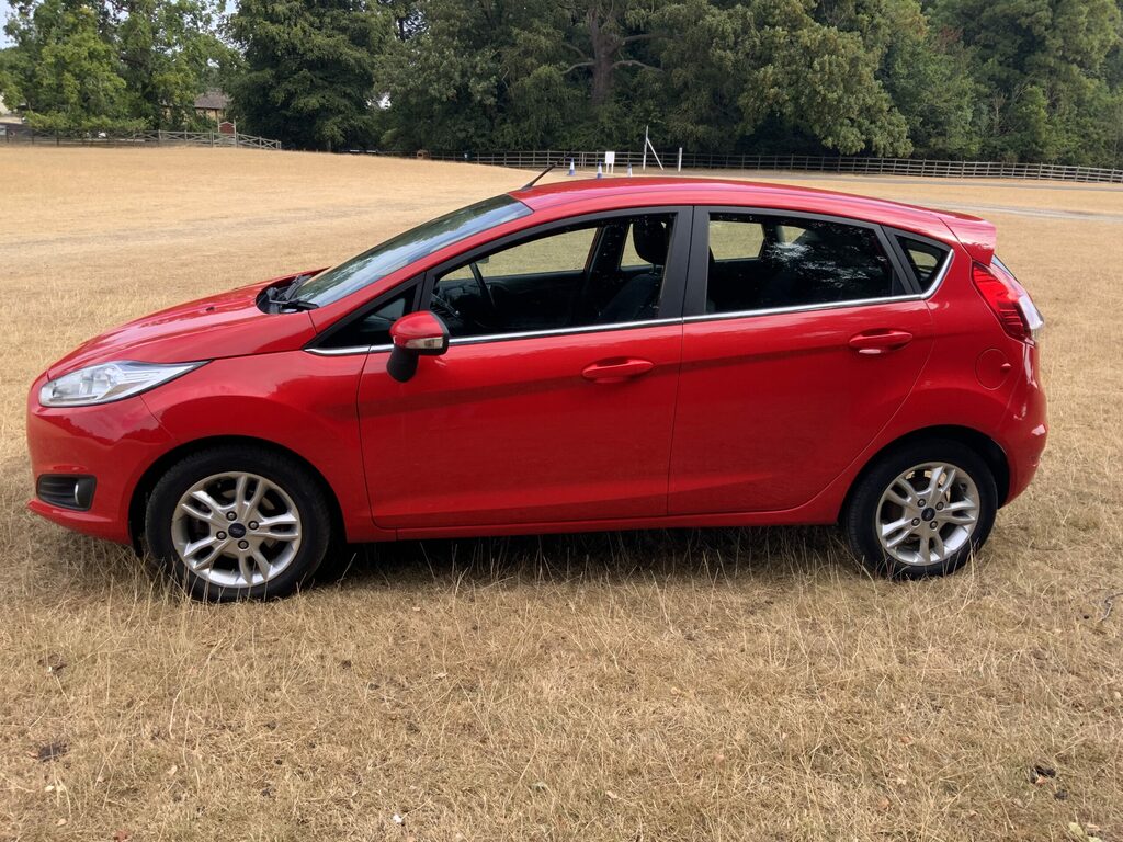 Ford Fiesta Zetec 1.0 Ecoboost Hatchback Red #6
