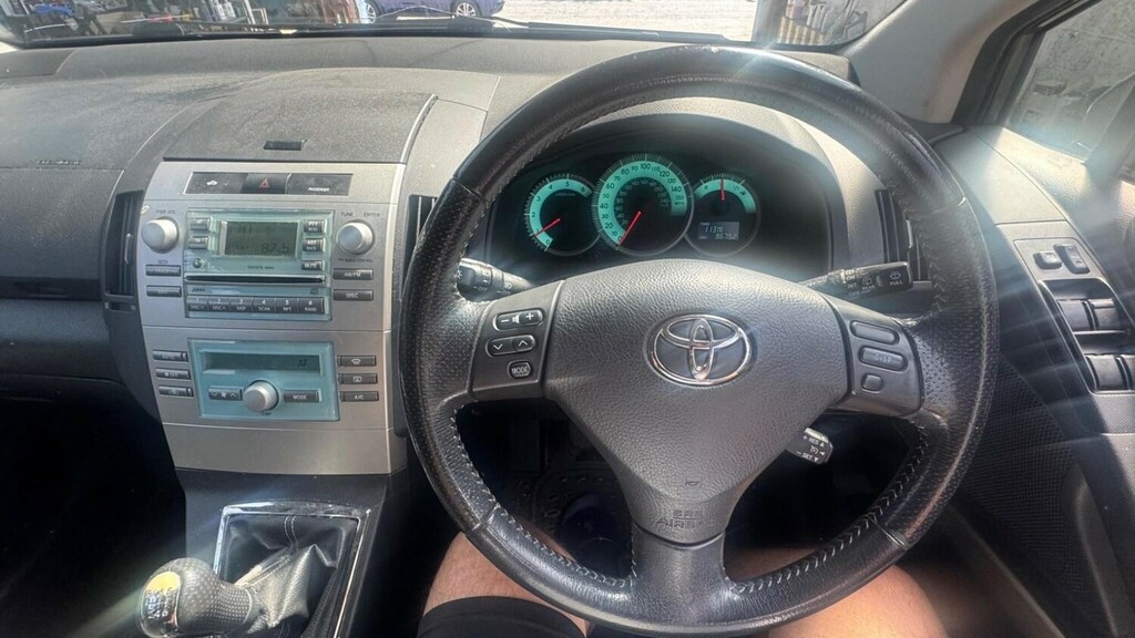 Toyota Corolla Verso 1.8 Vvt-i T Spirit Grey #12