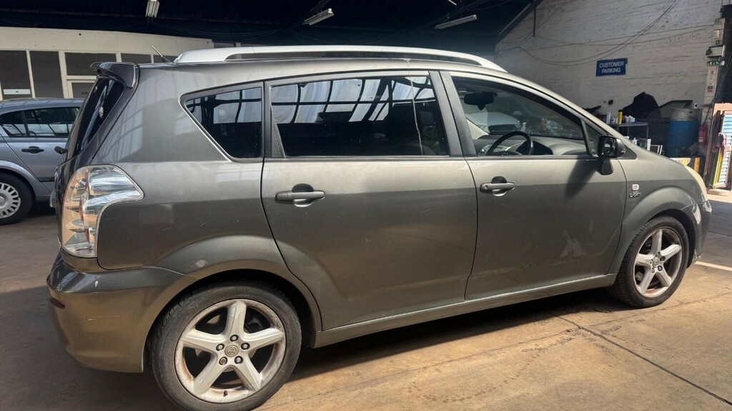 Toyota Corolla Verso 2.2 D-4d T180 Mpv Grey #6