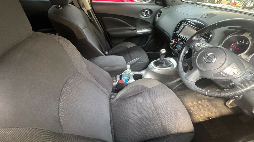 Nissan Juke 1.6 Tekna Suv Euro 5 Ss 117 White #9