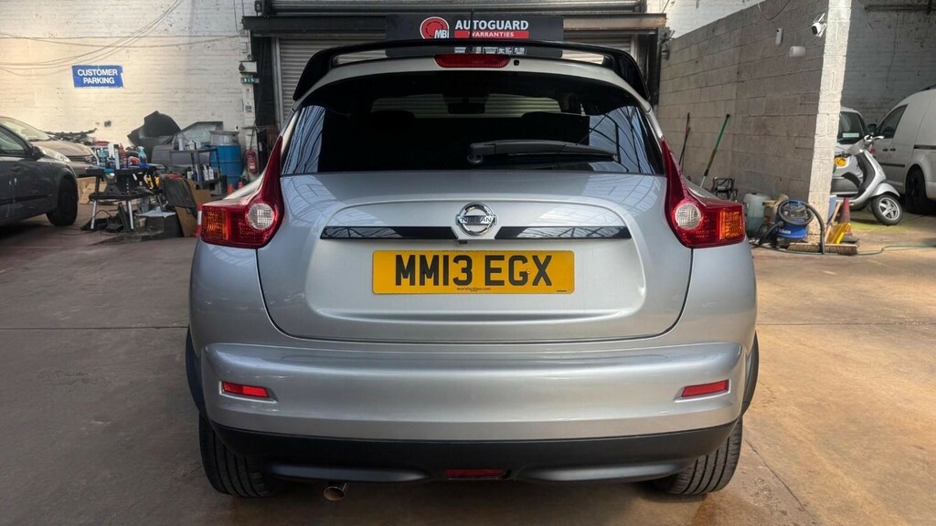 Nissan Juke 1.6 Acenta Premium Pack Hatchback Man Silver #4