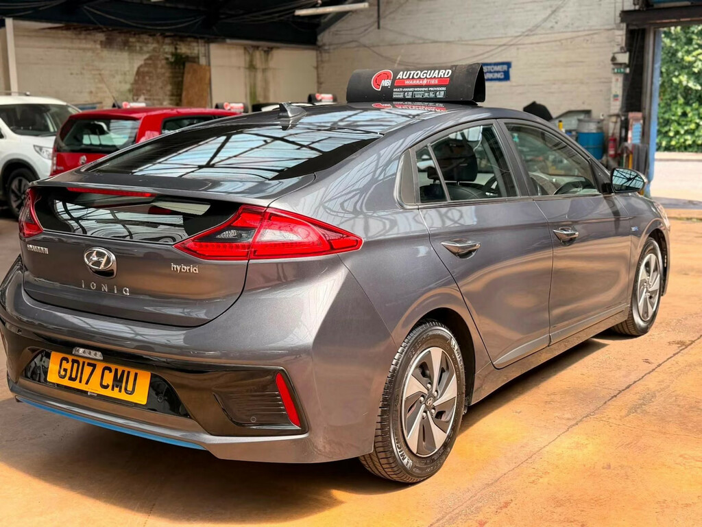 Hyundai Ioniq 1.6 Gdi Hybrid Premium Dct Hatchback El Grey #6