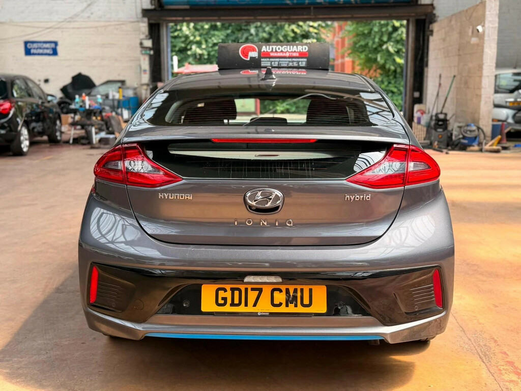 Hyundai Ioniq 1.6 Gdi Hybrid Premium Dct Hatchback El Grey #4
