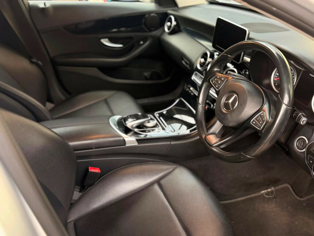 Mercedes-Benz C Class White #9