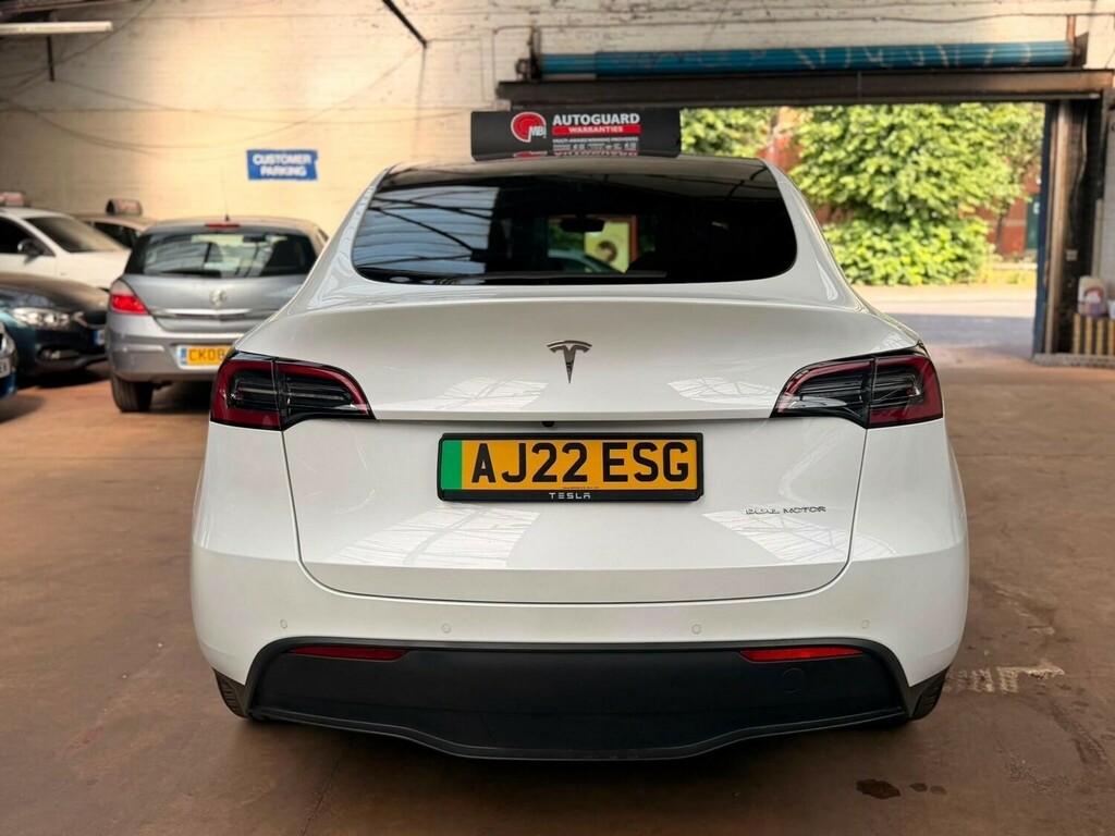 Tesla Model Y Long Range Awd Mpv White #3