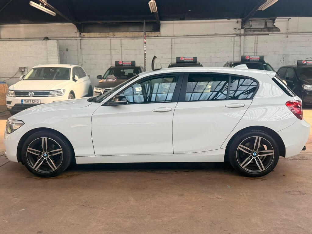 BMW 1 Series 116D Sport Step Hatchback White #6