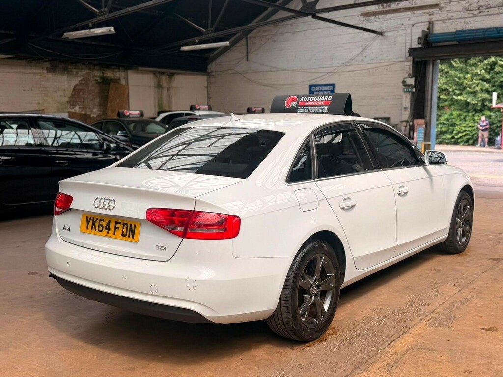 Audi A4 2.0 Tdi 177 Se Technik Saloon White #2