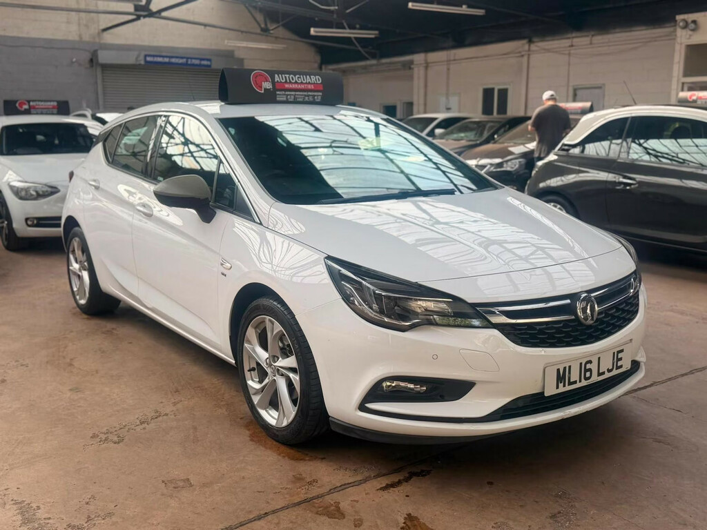 Vauxhall Astra 1.4T 16V 150 Sri Hatchback White #5