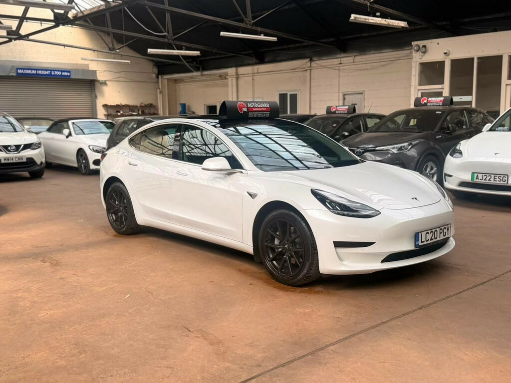 Tesla Model 3 Standard Plus Saloon White