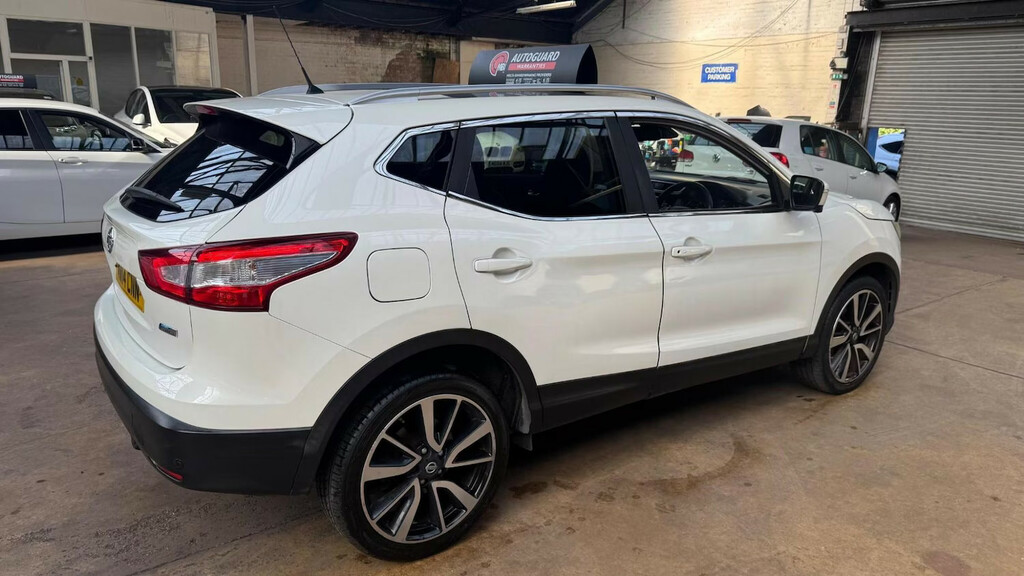 Nissan Qashqai 1.5 Dci Tekna Hatchback White #6