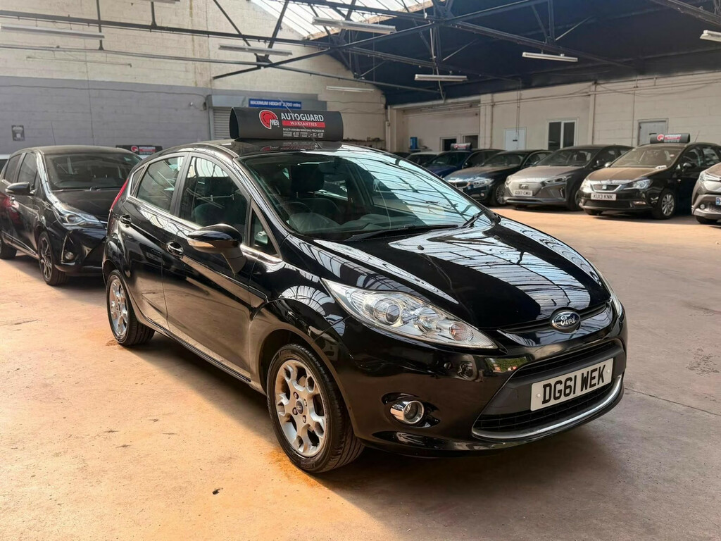 Ford Fiesta 1.25 Zetec 82 Hatchback Black #2