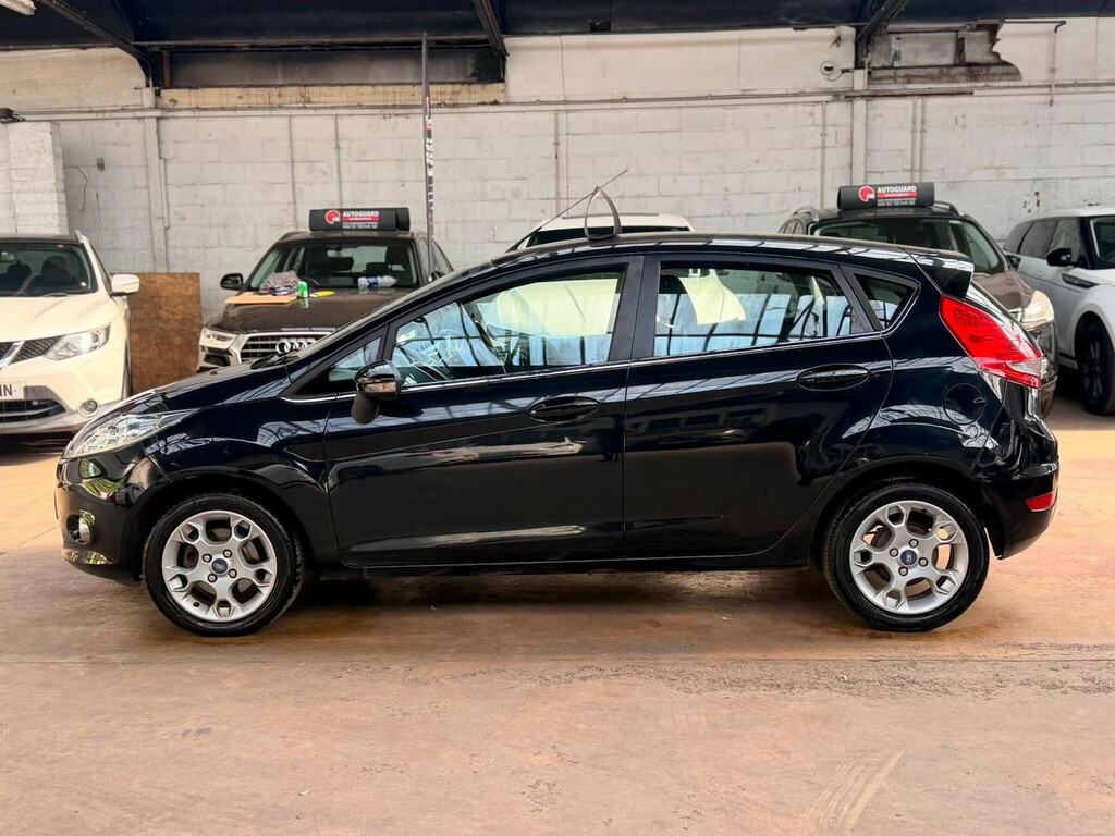 Ford Fiesta 1.25 Zetec 82 Hatchback Black #6