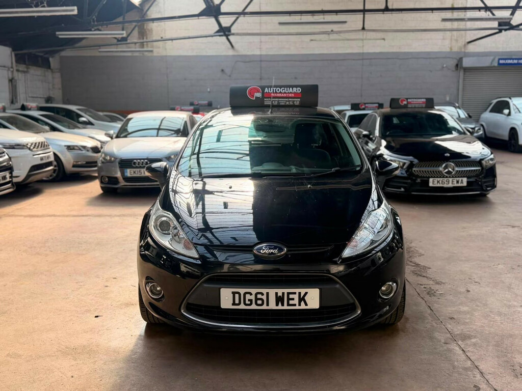 Ford Fiesta 1.25 Zetec 82 Hatchback Black #4
