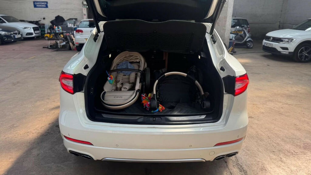 Maserati Levante D V6  #12