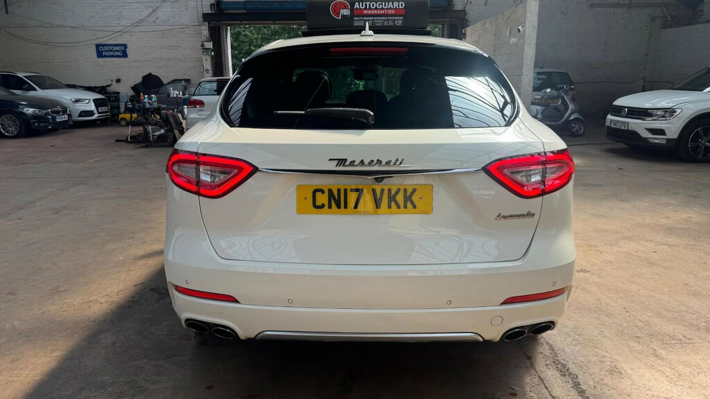 Maserati Levante V6d Suv White #2