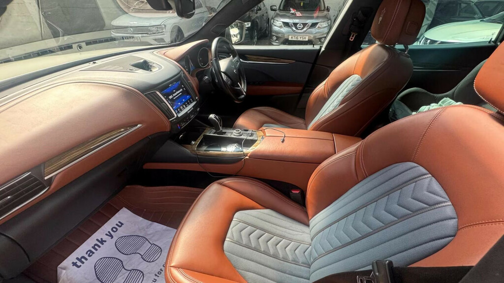 Maserati Levante D V6  #11