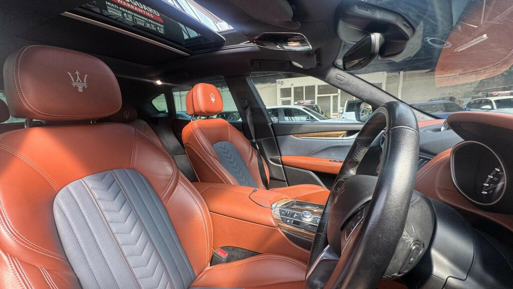 Maserati Levante D V6  #10