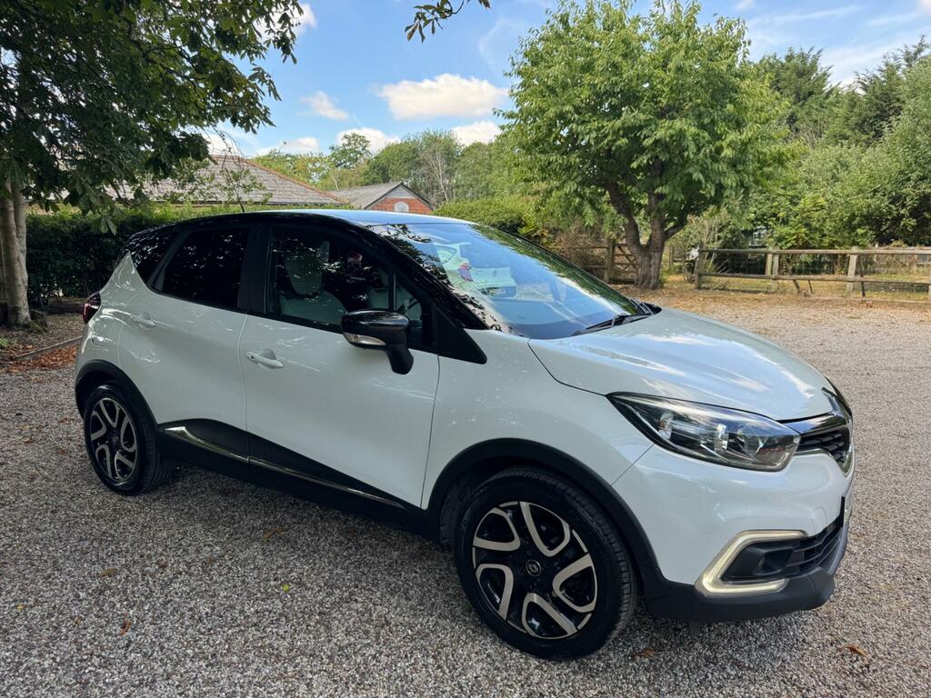 Renault Captur 0.9 Tce Energy Iconic Euro 6 Ss HN69BJZ White