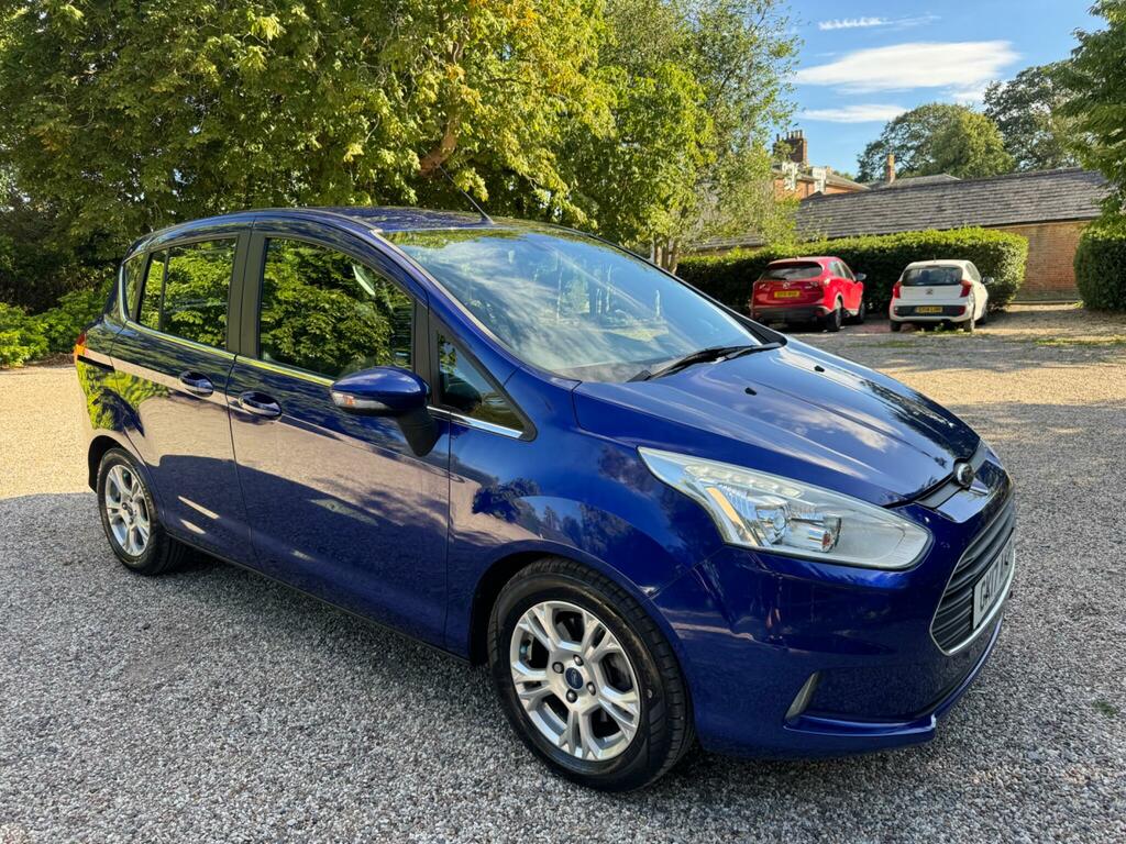 Ford B-Max 1.0T Ecoboost Zetec Navigator Euro 6 Blue