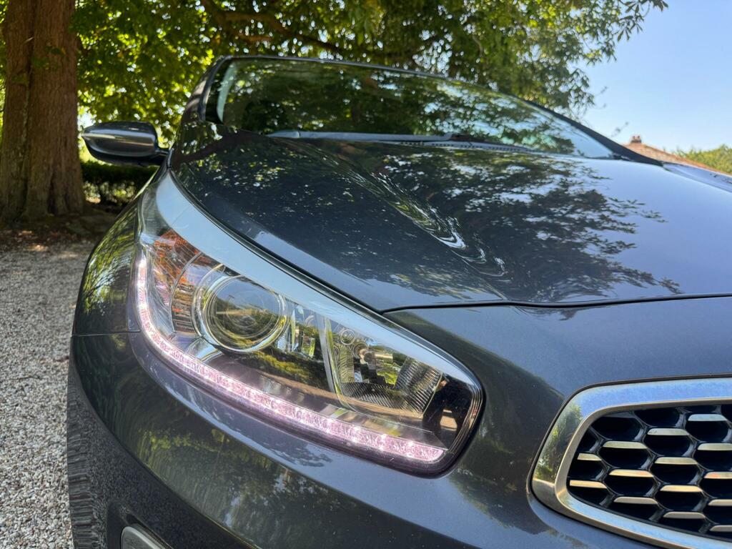 Kia Ceed 1.6 Crdi Isg 3 Dct Red #21