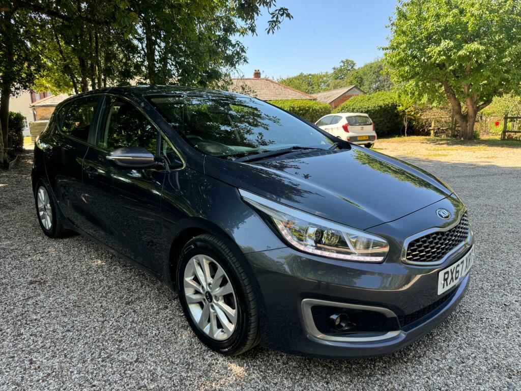 Kia Ceed 1.6 Crdi Isg 3 Dct Red #3
