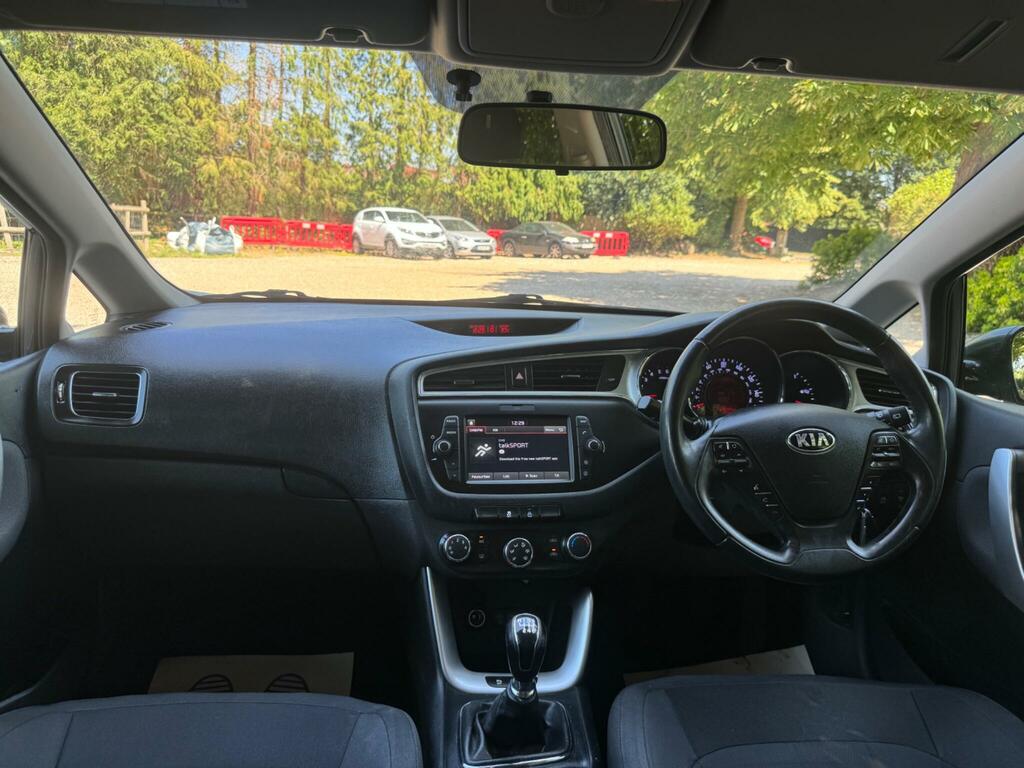 Kia Ceed 1.6 Crdi Isg 3 Dct Red #36
