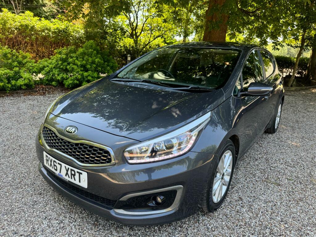 Kia Ceed 1.6 Crdi Isg 3 Dct Red #6