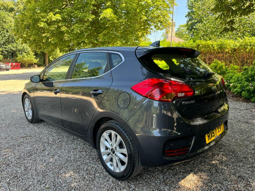 Kia Ceed 1.6 Crdi Isg 3 Dct Red #11